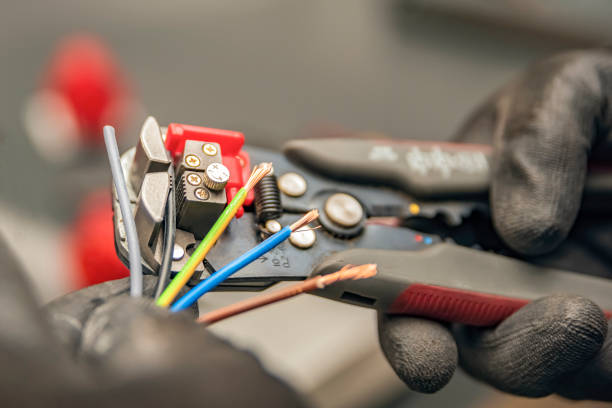 Best Emergency Electrical Repair  in Sherman, IL
